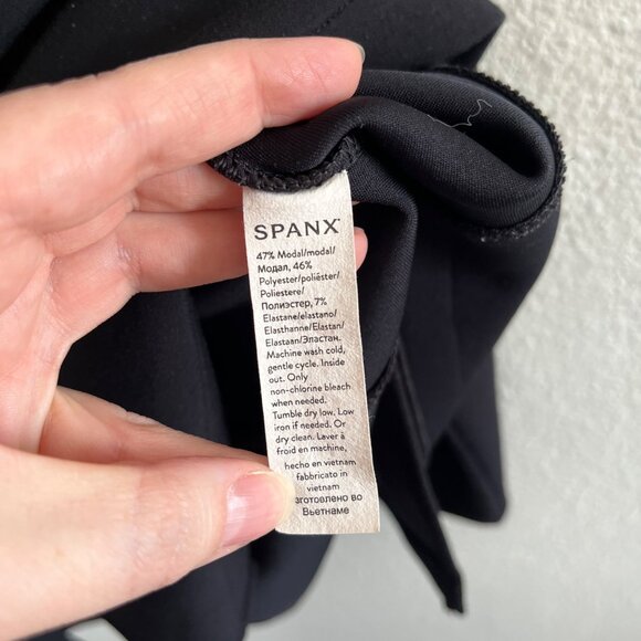 Spanx Womens AirEssentials TurtleNeck Black Pullover Sweatshirt Size Medium 505 - Picture 9 of 13